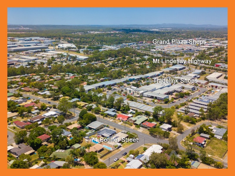 74 Conifer Street, Hillcrest QLD 4118