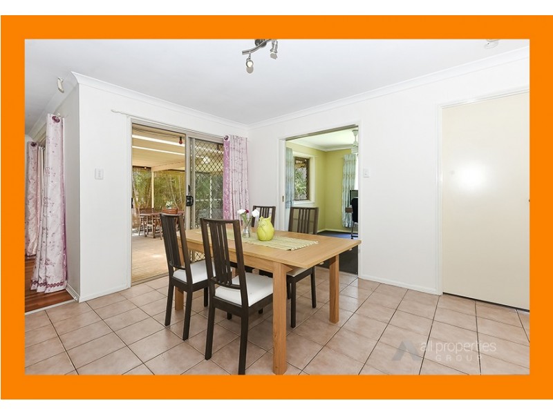 27 REGAL DRIVE, Regents Park QLD 4118