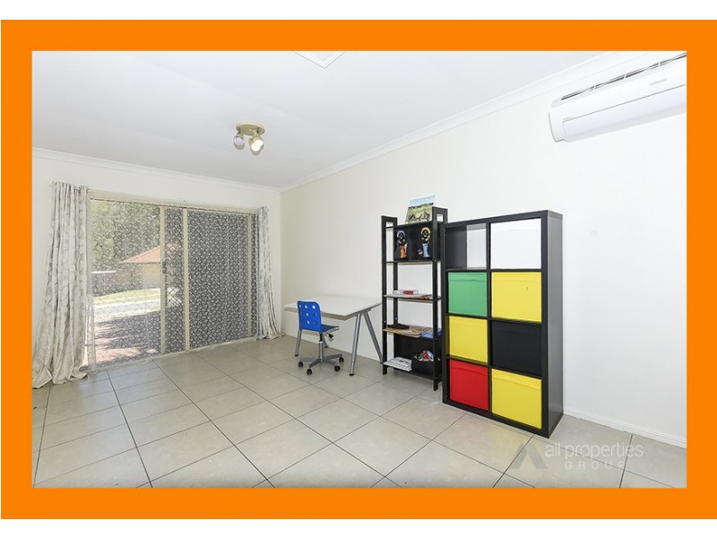 27 REGAL DRIVE, Regents Park QLD 4118