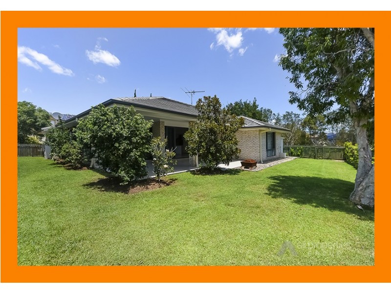 4 Vaucluse Place, Parkinson QLD 4115