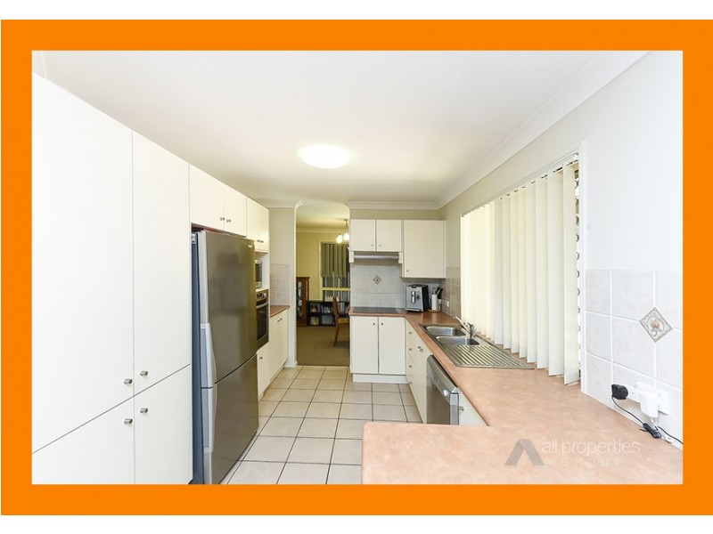 23 Cooroy St, Forest Lake QLD 4078