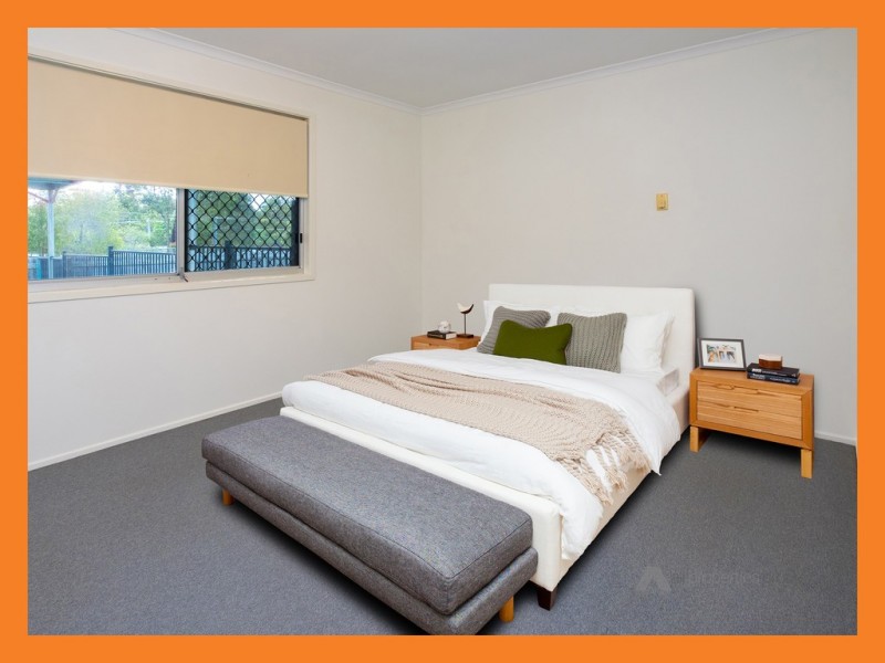 215 Station Rd, Woodridge QLD 4114