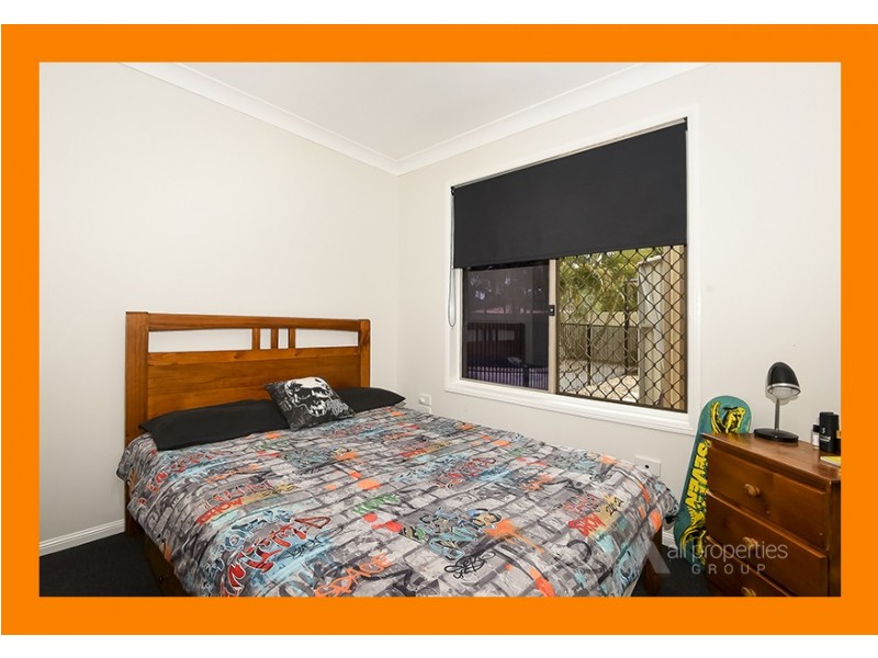 21 SOLANDRA CIRCUIT, Regents Park QLD 4118