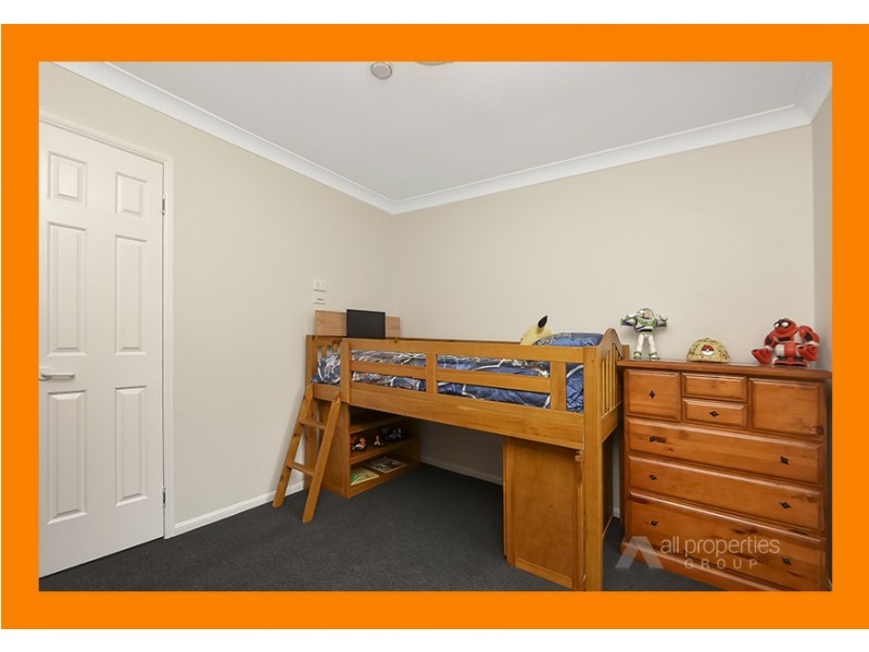 21 SOLANDRA CIRCUIT, Regents Park QLD 4118