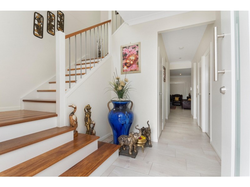 17 Bentley St, Heathwood QLD 4110