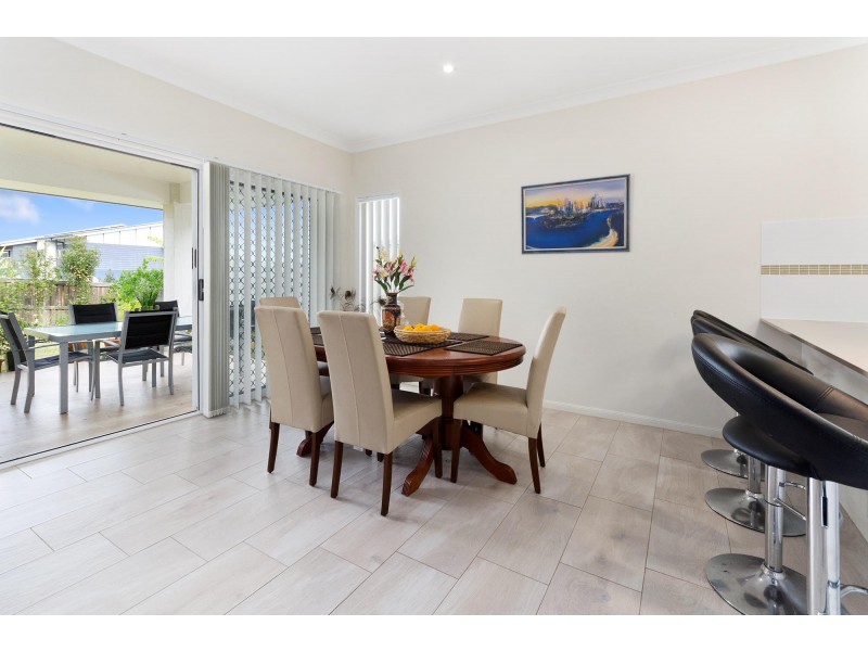 17 Bentley St, Heathwood QLD 4110