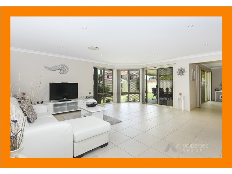 5 CORNELL CLOSE, Regents Park QLD 4118