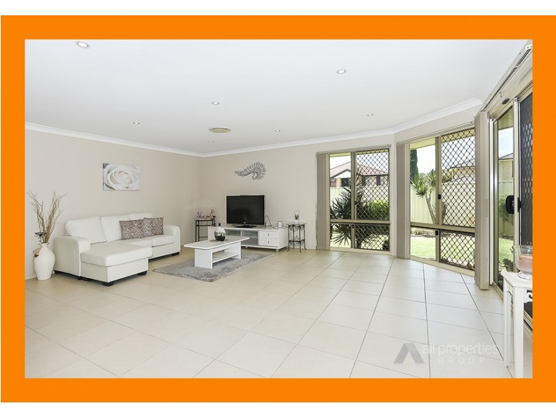 5 CORNELL CLOSE, Regents Park QLD 4118