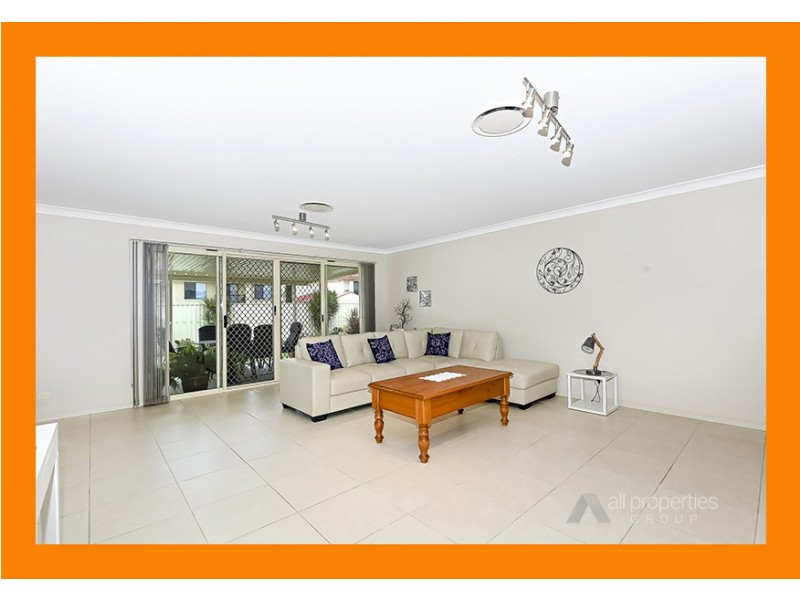 5 CORNELL CLOSE, Regents Park QLD 4118