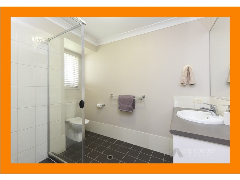 5 CORNELL CLOSE, Regents Park QLD 4118