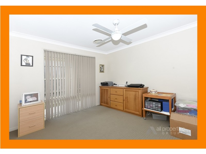 5 CORNELL CLOSE, Regents Park QLD 4118