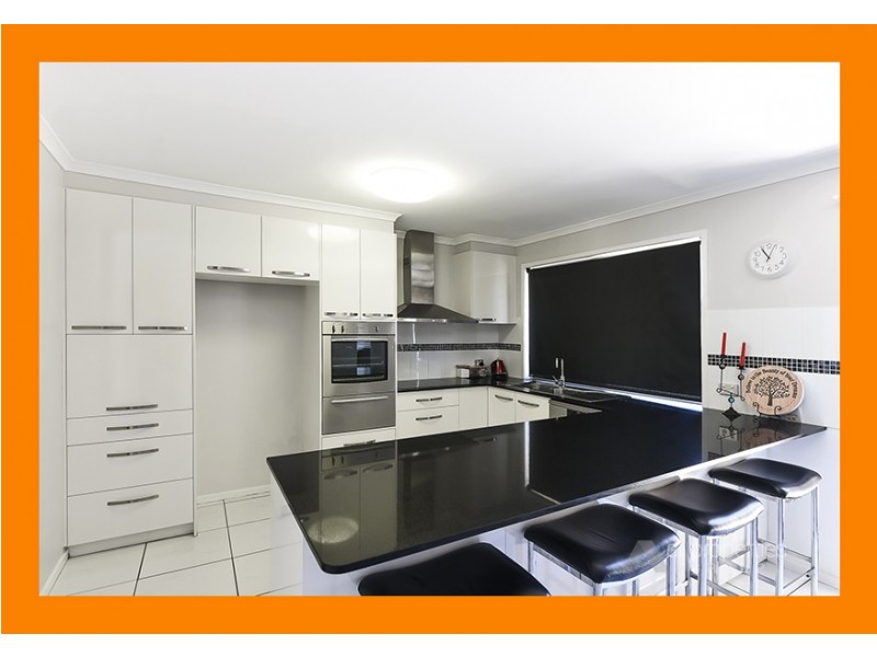 32 Parklands Drive, Boronia Heights QLD 4124