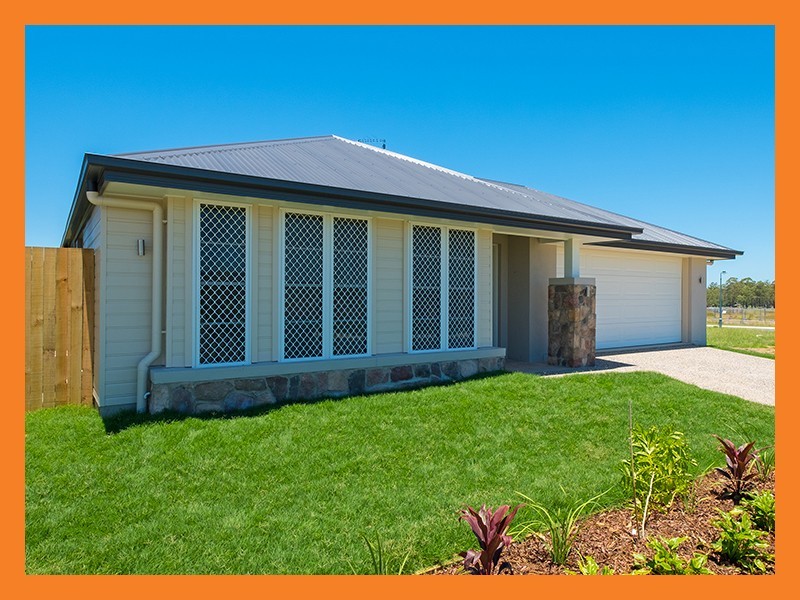 18 John Street, Walloon QLD 4306