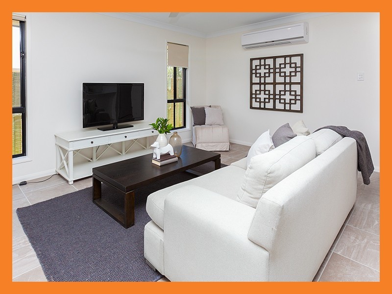 4 Nicol Way, Walloon QLD 4306