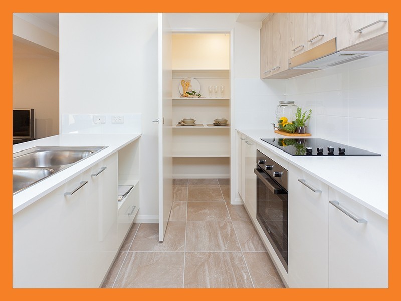 4 Nicol Way, Walloon QLD 4306