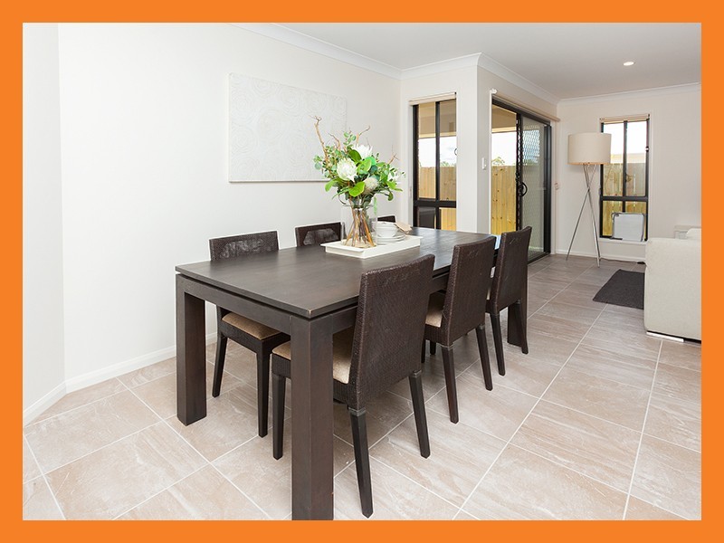 4 Nicol Way, Walloon QLD 4306