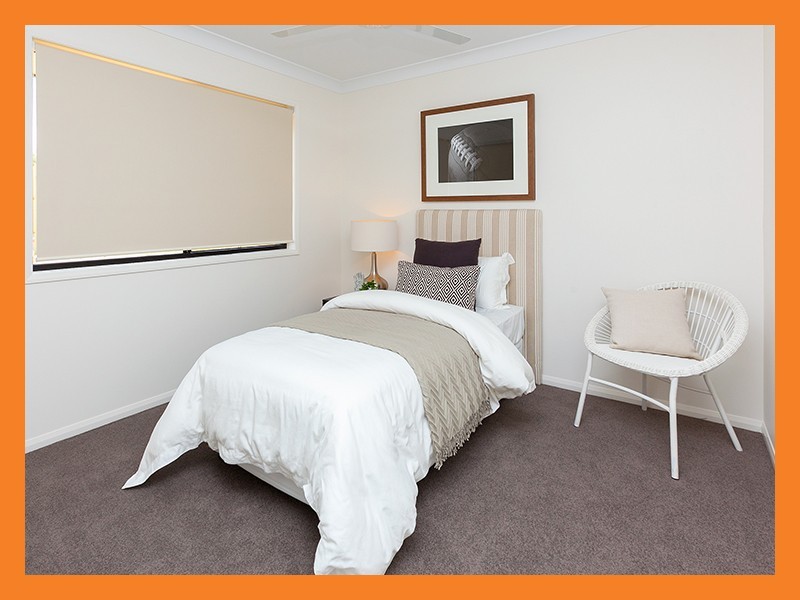 4 Nicol Way, Walloon QLD 4306