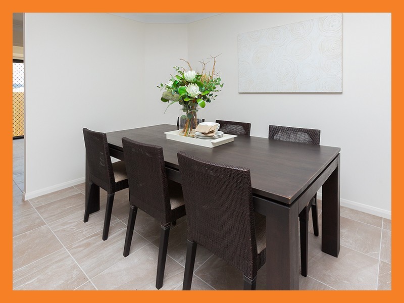 4 Nicol Way, Walloon QLD 4306