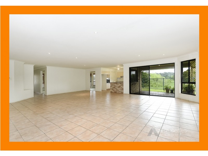 7 Demarr St, Meadowbrook QLD 4131
