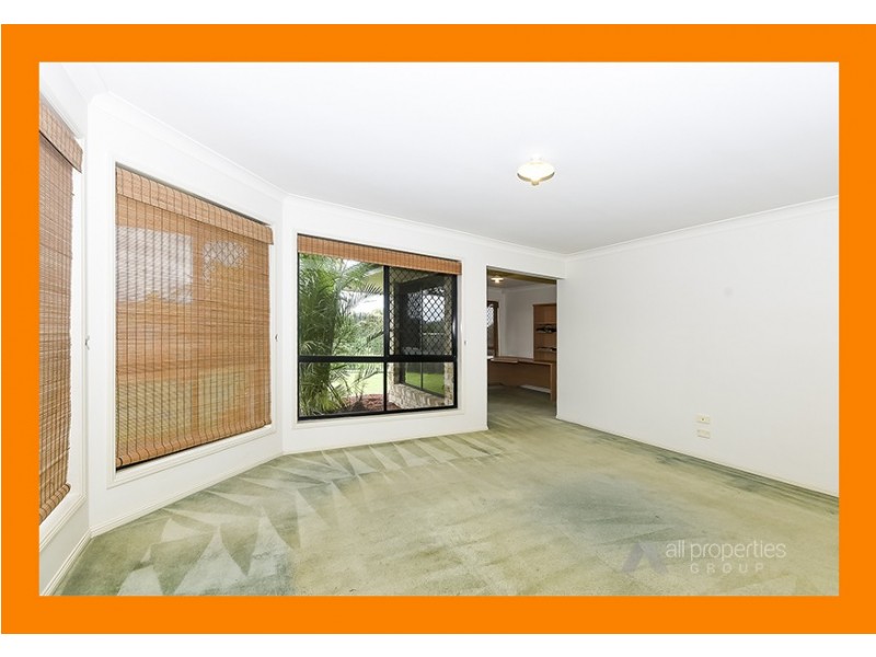 7 Demarr St, Meadowbrook QLD 4131