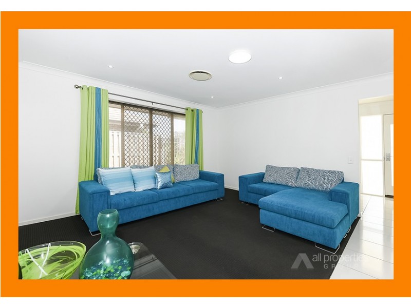 4 Tea Tree Street, Heathwood QLD 4110