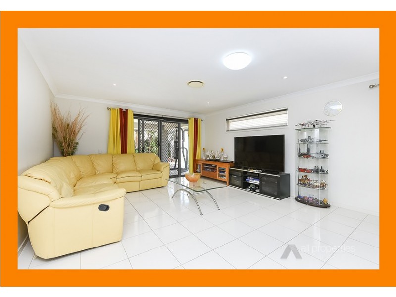 4 Tea Tree Street, Heathwood QLD 4110