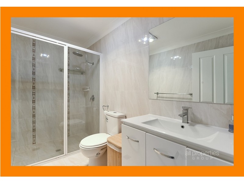 4 Tea Tree Street, Heathwood QLD 4110