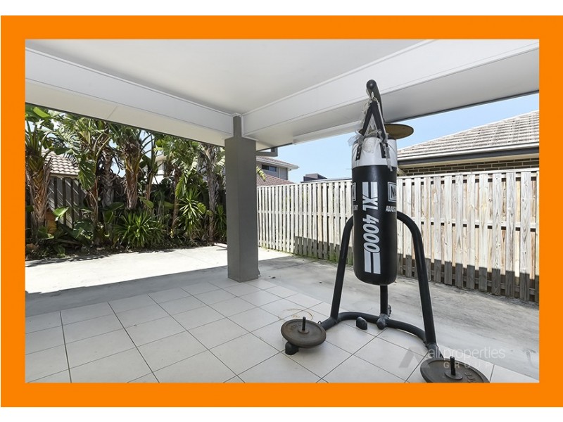 4 Tea Tree Street, Heathwood QLD 4110