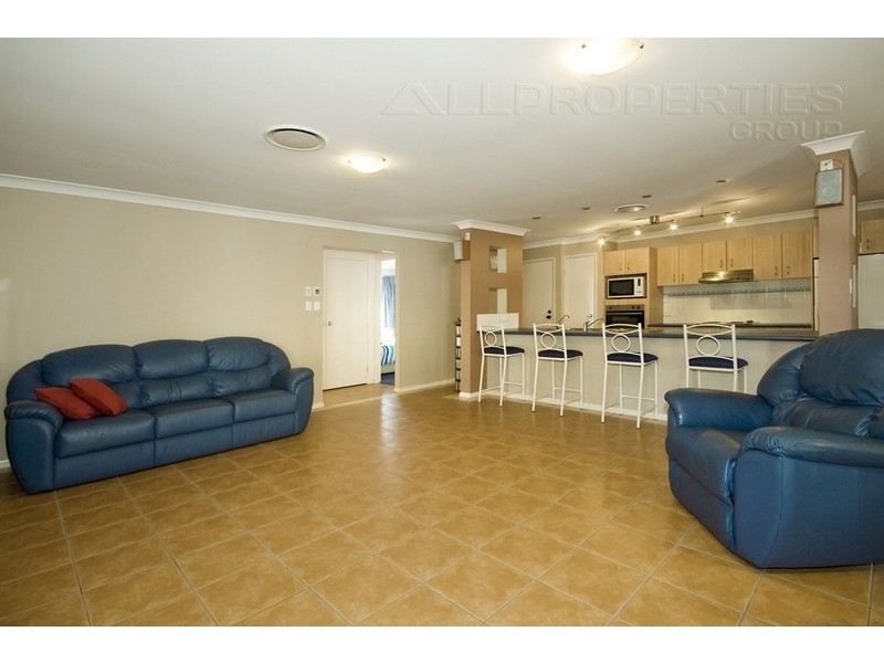 44 Lawson Place, Drewvale QLD 4116