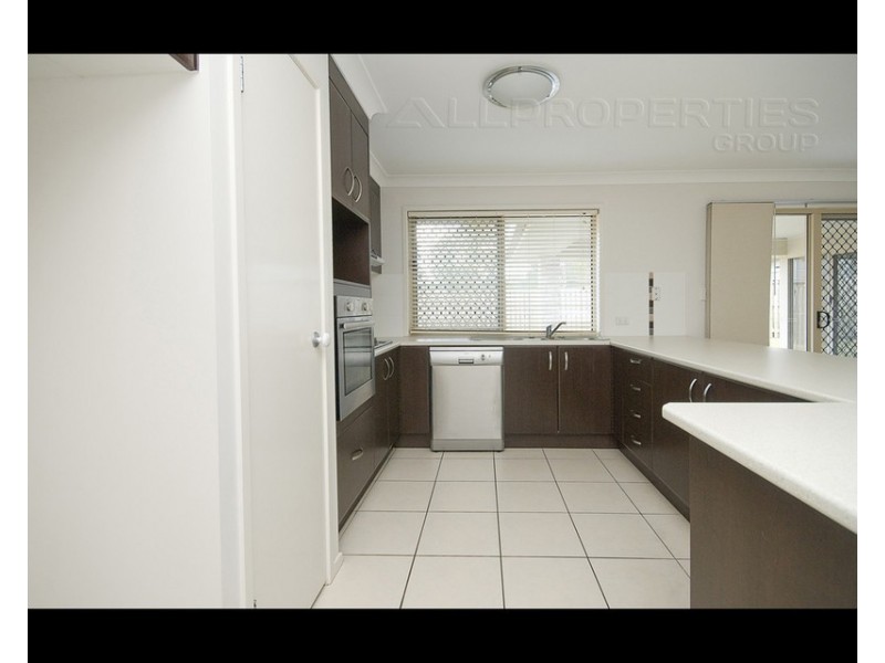 53 Paperbark Crescent, Heathwood QLD 4110