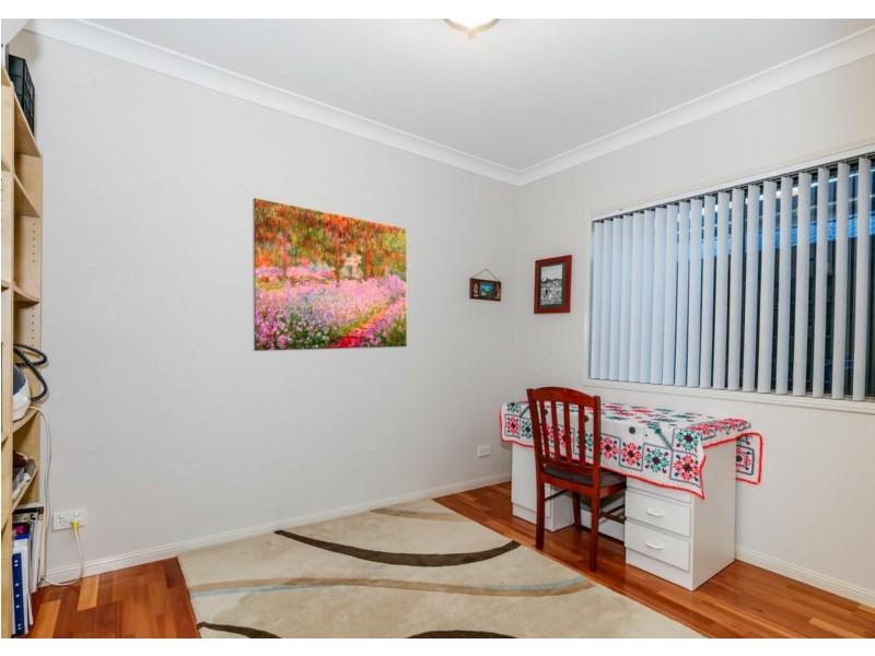 35 MARYLAND DRIVE, Regents Park QLD 4118