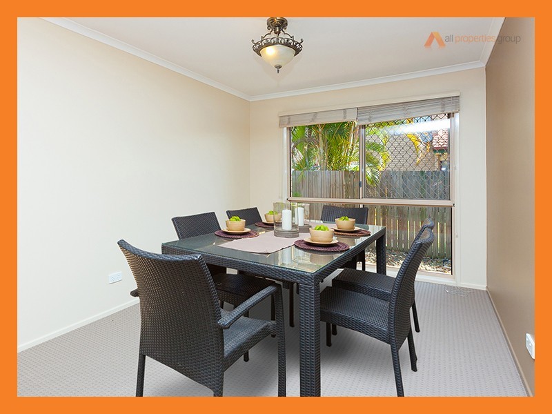 8 Branxton Place, Parkinson QLD 4115