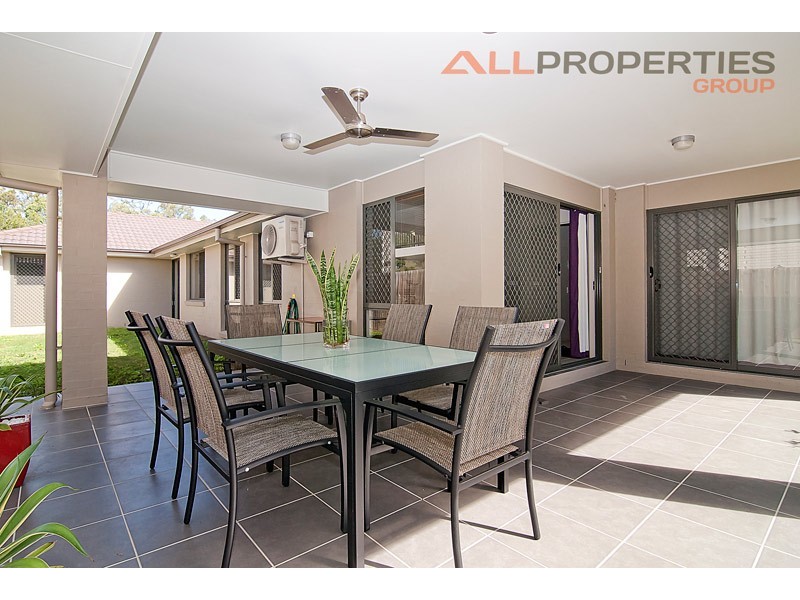 3 Wirewood Place, Heathwood QLD 4110