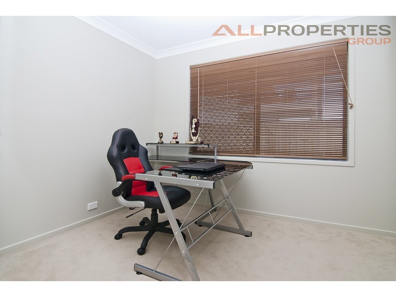 3 Wirewood Place, Heathwood QLD 4110