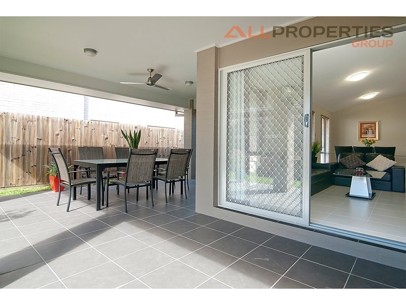 3 Wirewood Place, Heathwood QLD 4110