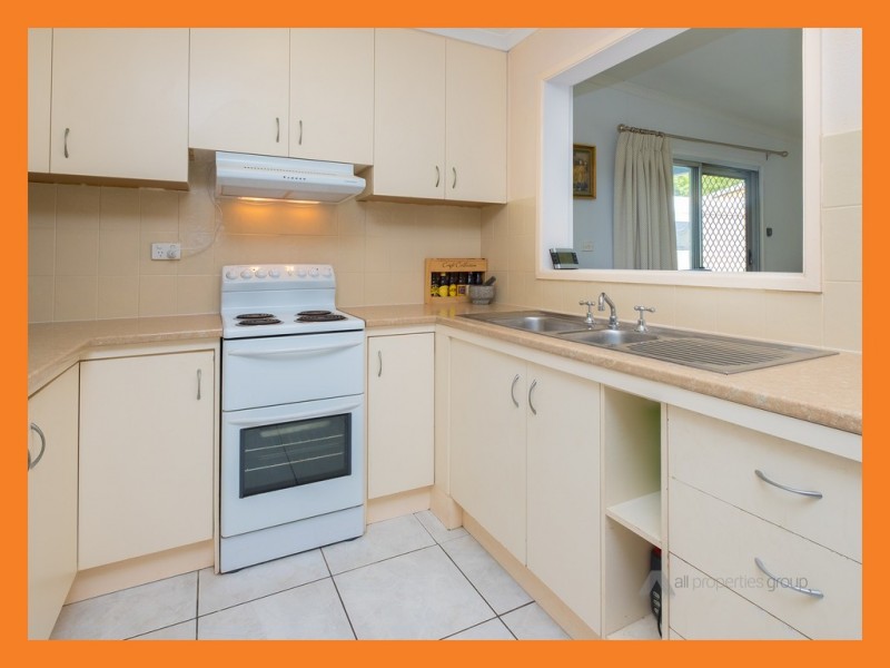 12 Straight Dr, Browns Plains QLD 4118