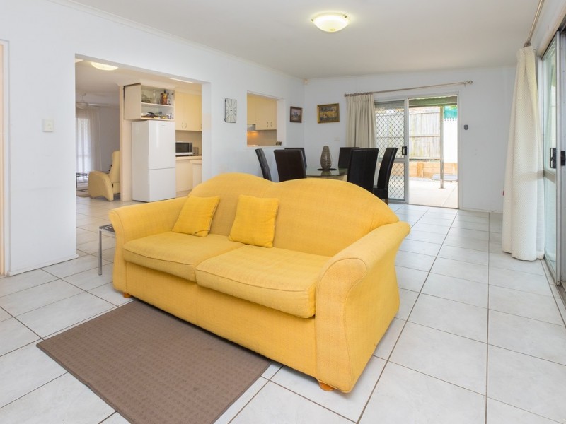 12 Straight Dr, Browns Plains QLD 4118