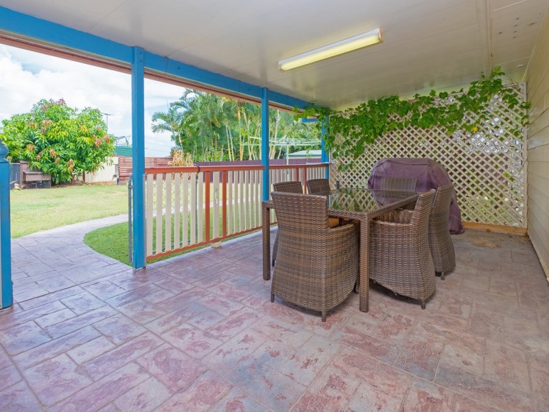 12 Straight Dr, Browns Plains QLD 4118