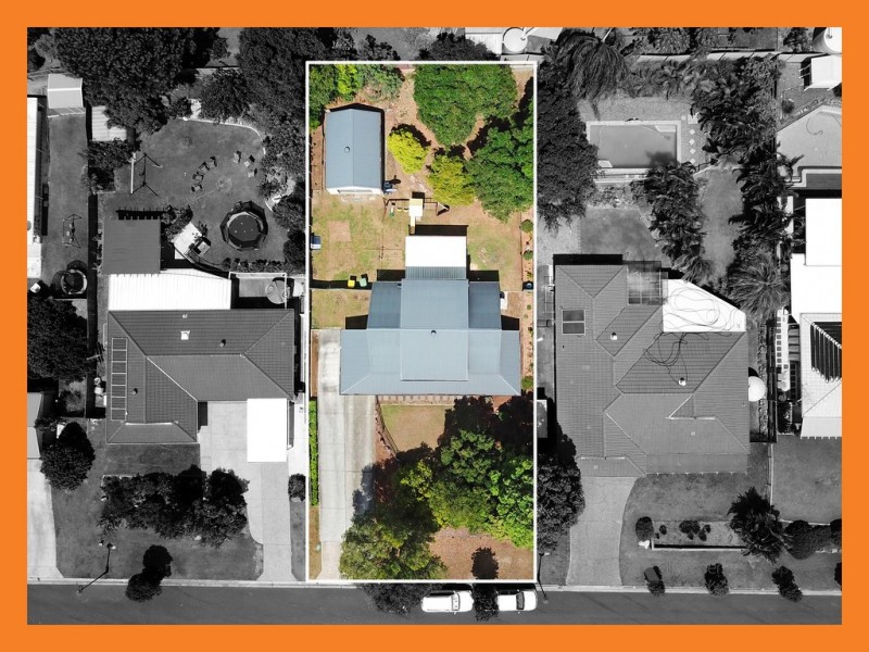 6 Learmonth Ct, Hillcrest QLD 4118