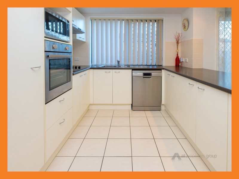 37 Weir Close, Berrinba QLD 4117