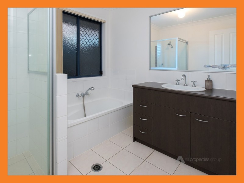37 Weir Close, Berrinba QLD 4117
