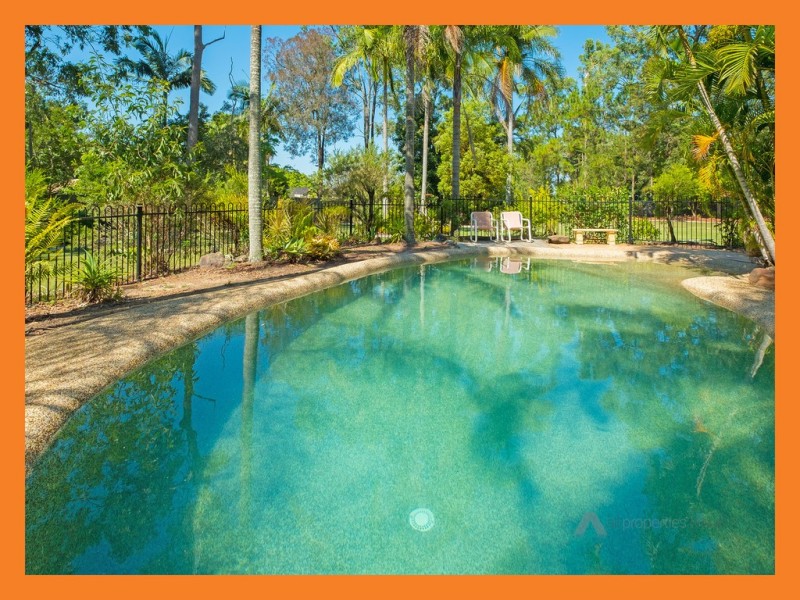 68 Crest Road, Greenbank QLD 4124