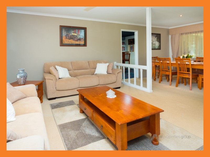 68 Crest Road, Greenbank QLD 4124