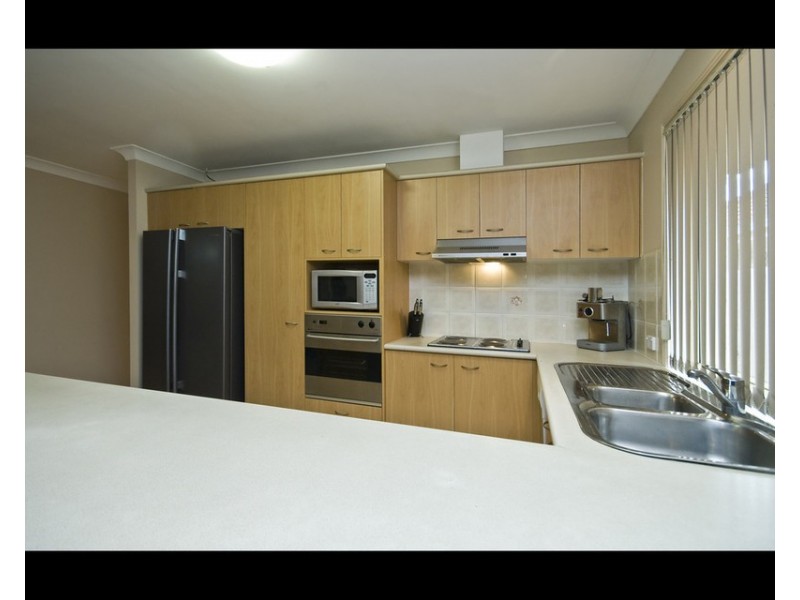 3 Cobham Lane, Forest Lake QLD 4078