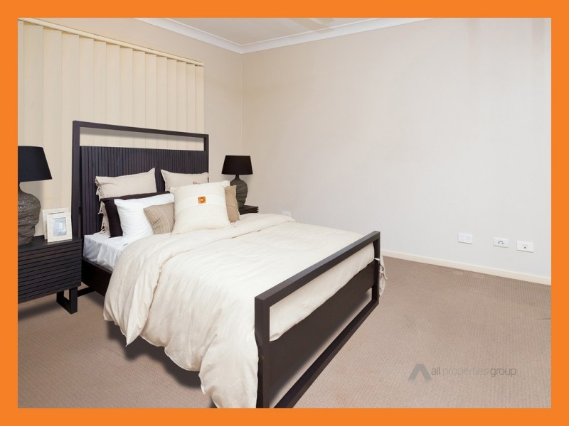 5 Griffen Place, Crestmead QLD 4132