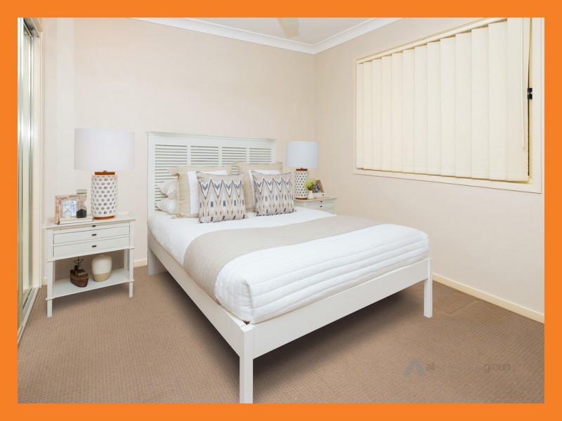 5 Griffen Place, Crestmead QLD 4132