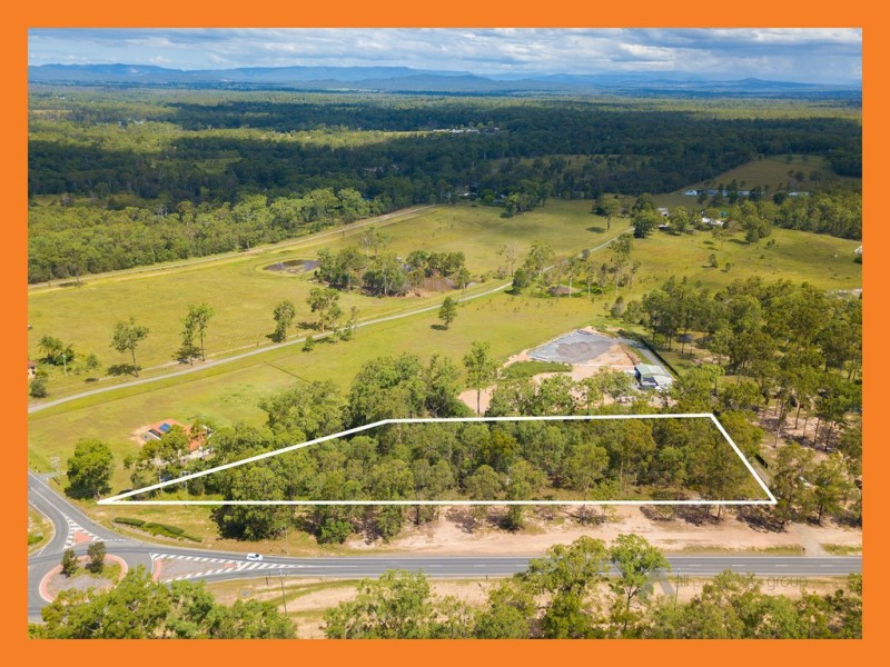 504 Middle Road, Greenbank QLD 4124
