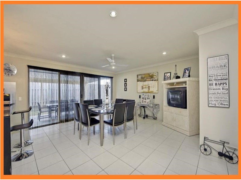 17 Rockwood Drive, Ormeau QLD 4208