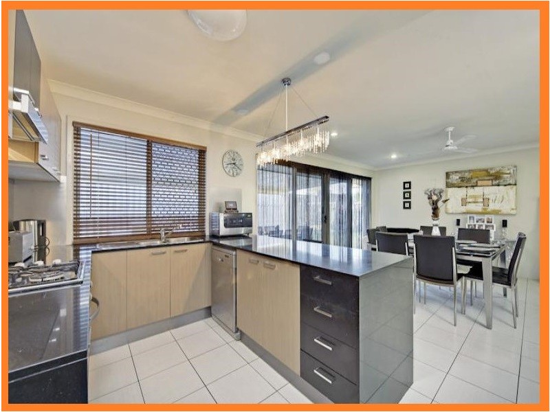 17 Rockwood Drive, Ormeau QLD 4208