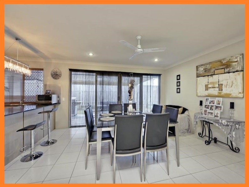 17 Rockwood Drive, Ormeau QLD 4208